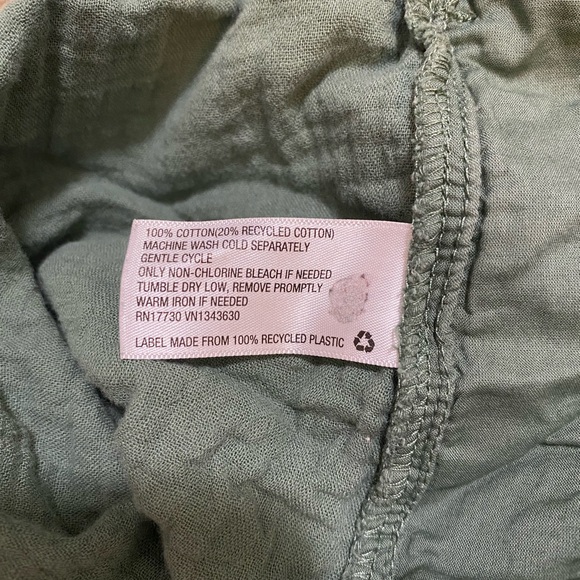 Universal Thread Shorts size medium - Picture 6 of 6